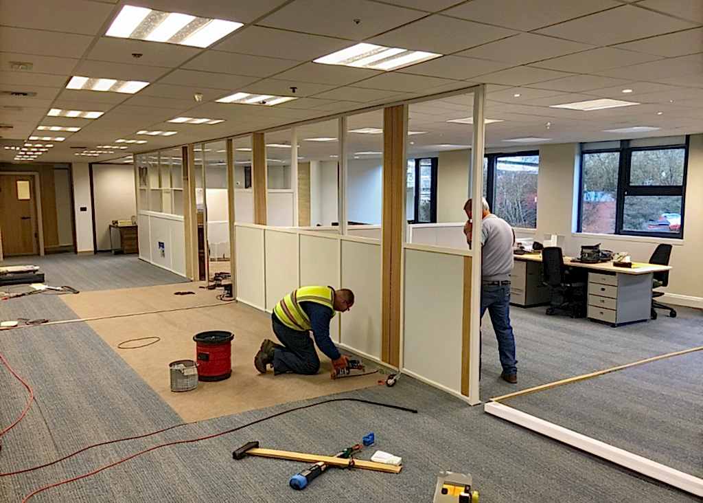 Профессиональная уборка в офисе после ремонта