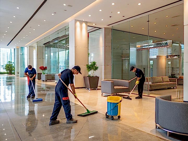Регулярный клининг бизнес-центра