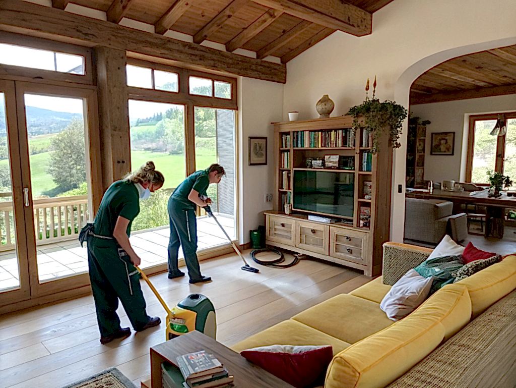 Поддерживающий клининг небольшого коттеджа