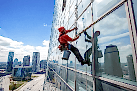 Высотная мойка окон и фасадов